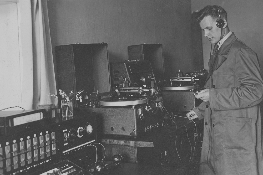 Esimesed salvestusseadmed. 1936