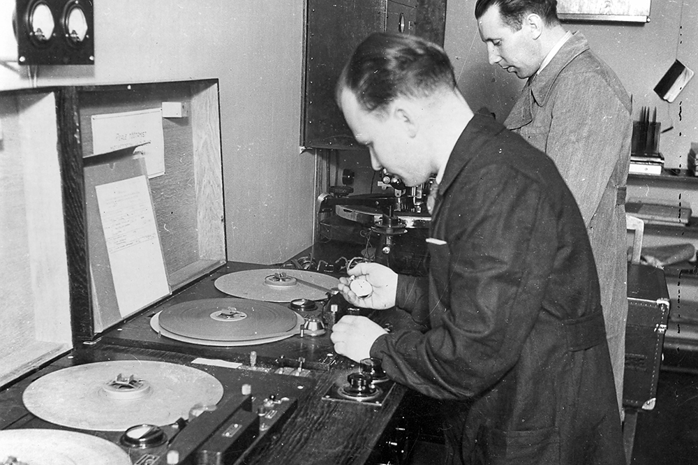 Esimesed magnetofonid. 1939